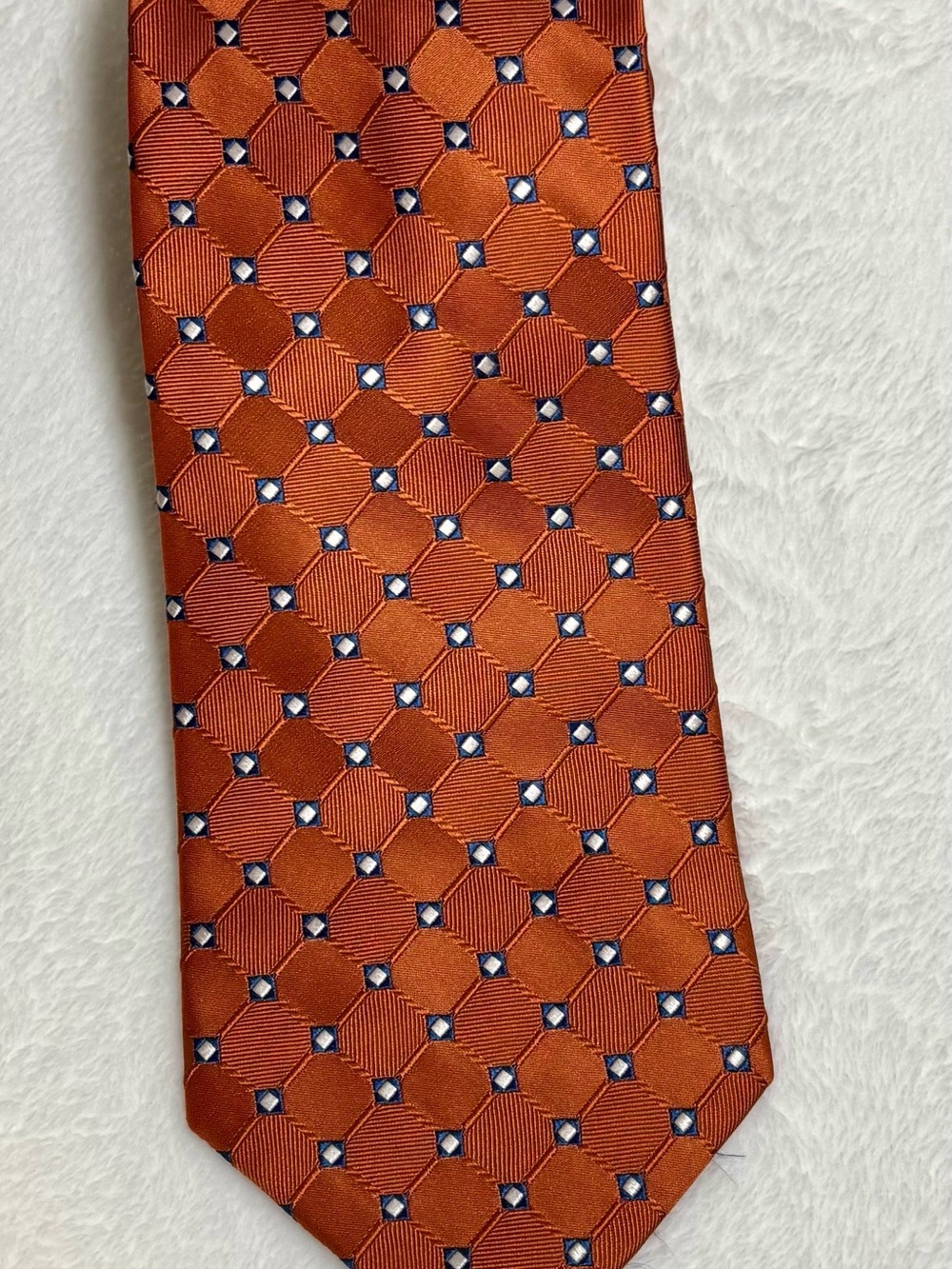 Roundtree & Yorke Men's Orange Blue White Geometric Silk Tie Woven Extra Long